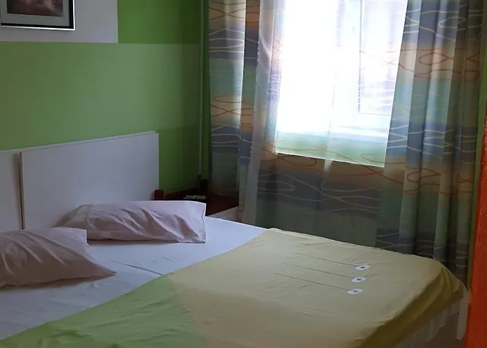 Casa de hóspedes Happy 3*